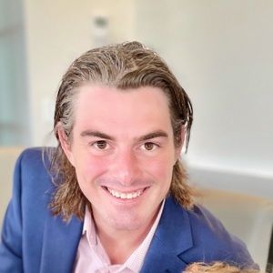 Meet your Posher, Christopher